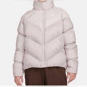 Nike Women’s Therma Fit Puffer Jacket Sz Large Platinum Violet FB8788-019